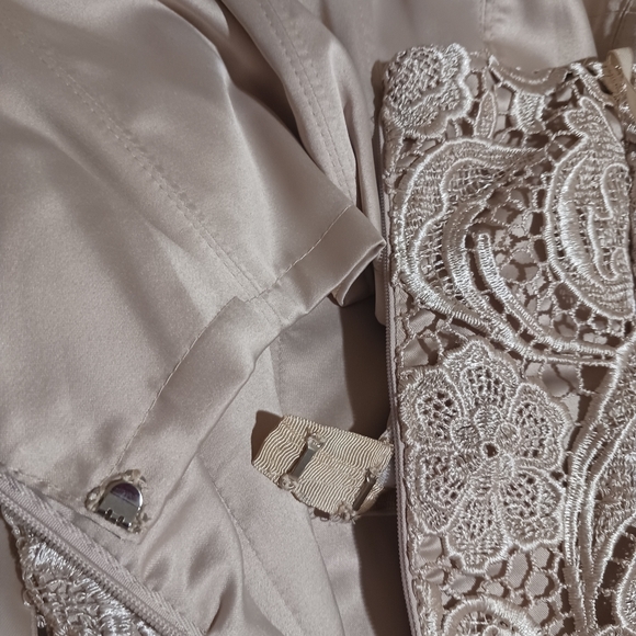 Adrianna Papell Lace Strapless Cocktail Sheath Dress - Picture 9 of 14